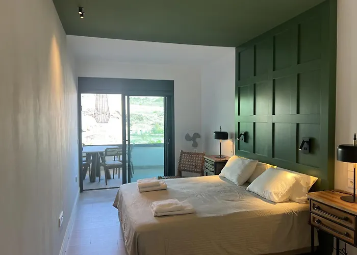 Obsidian San Juan Guía de Isora